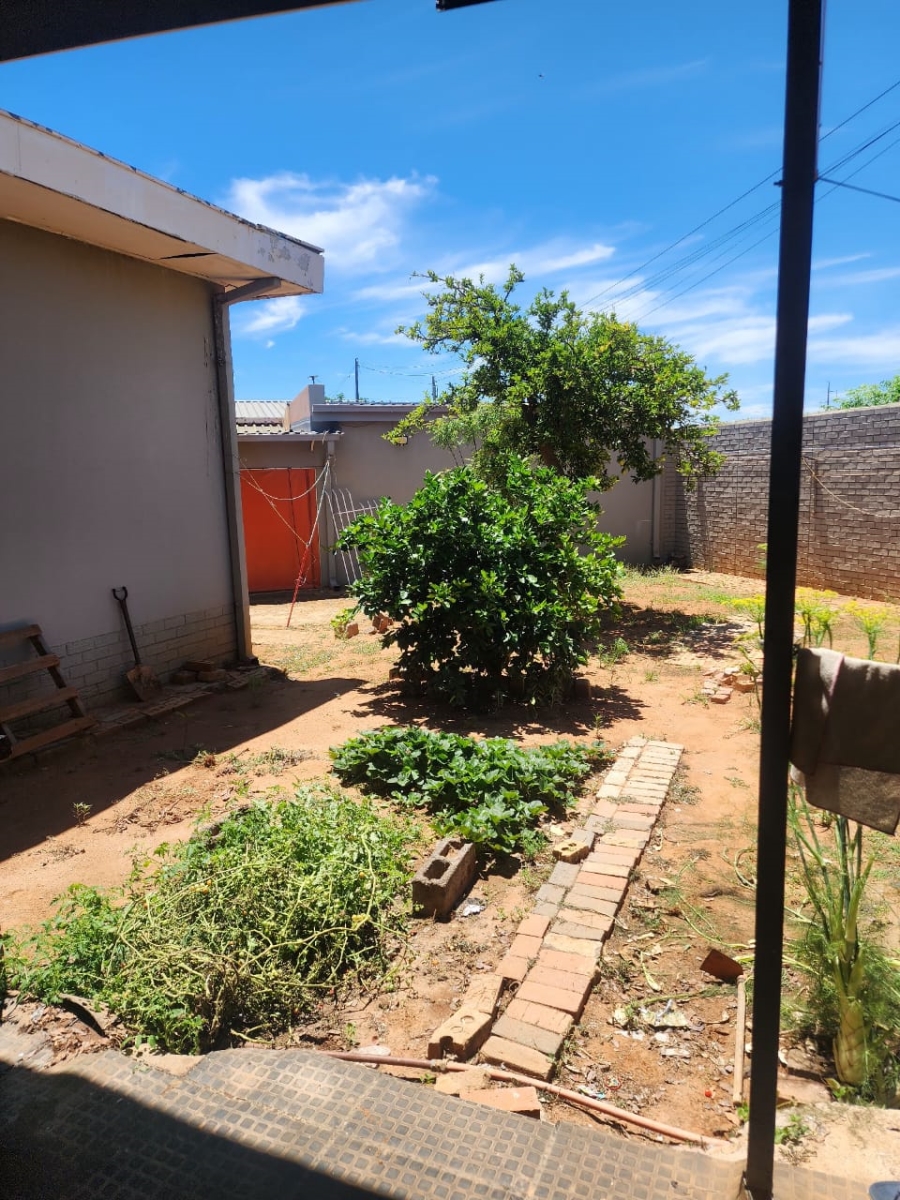 3 Bedroom Property for Sale in Manzil Park North West